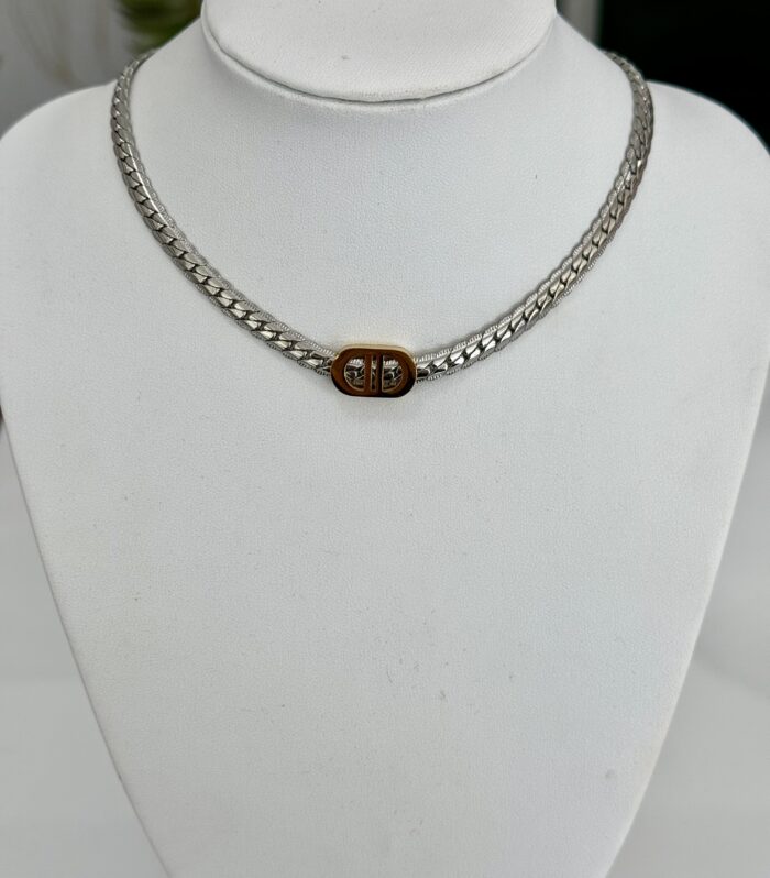 UNIQUE STYLE NECKLACE