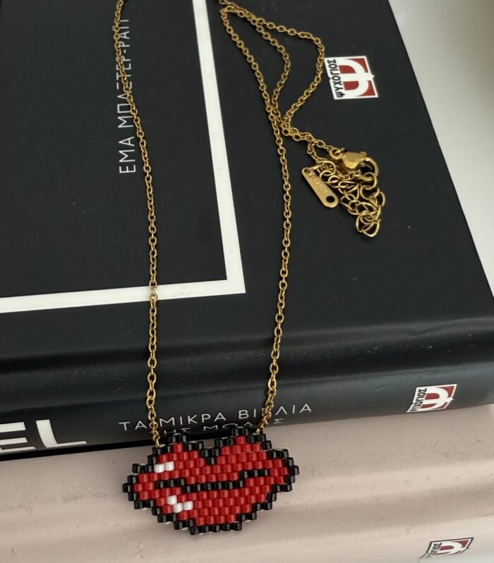 Red Lips Necklace