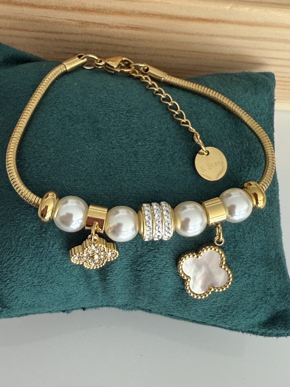 CHARM GOLD BRACELET