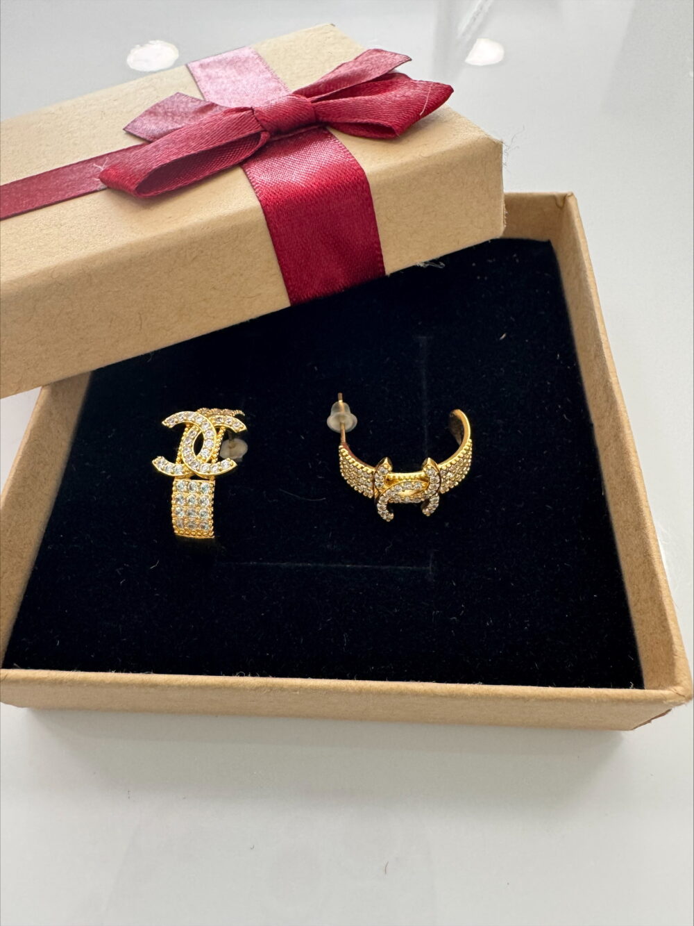 CHANEL GOLD EARRING