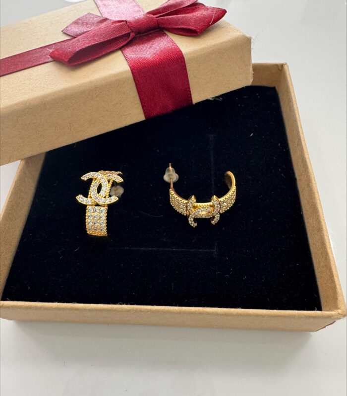 CHANEL GOLD EARRING