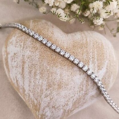 GLAM AND ELEGANCE BRACELET