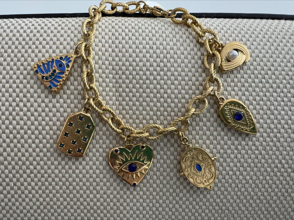 UNIQUE BRACELET BLUE STONES