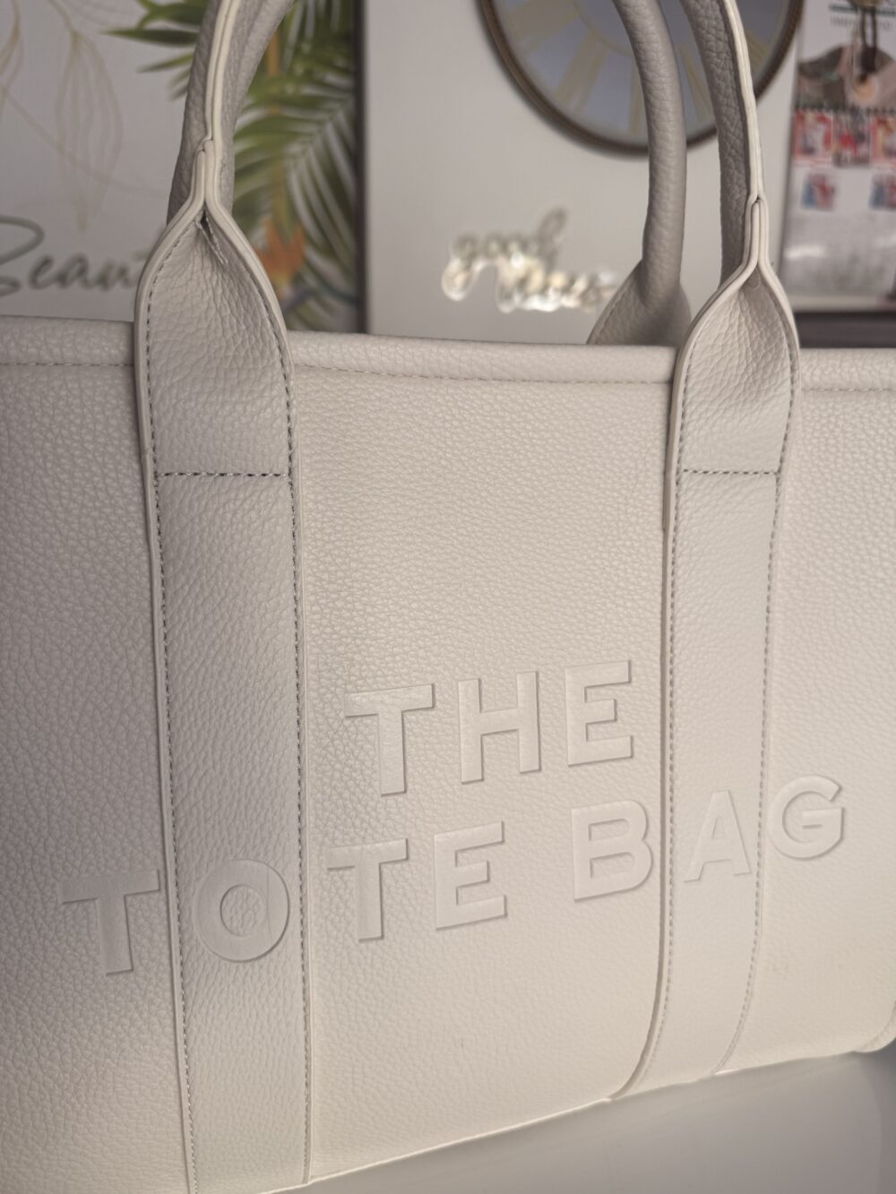 Μεσαιο μεγεθος the tote bag ασπρο - Image 2