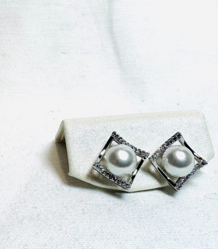 perly earrings