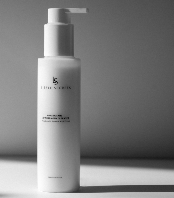 Soft Harmony Cleanser LITTLE SECRETS